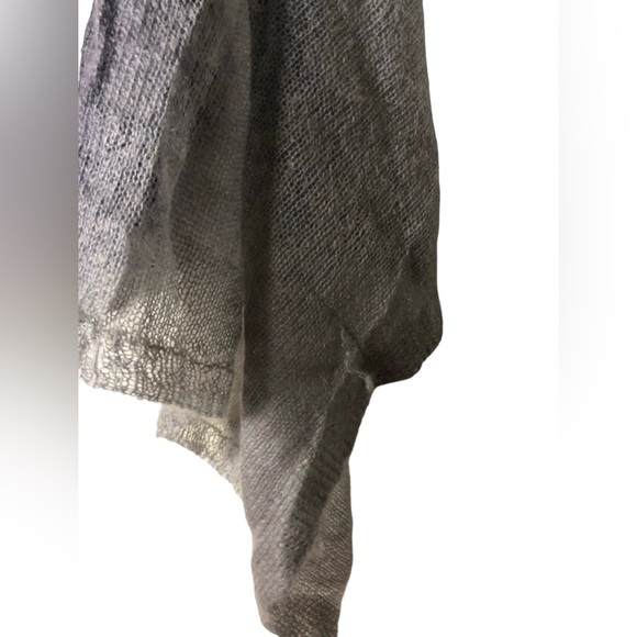 Theory Lightweight Gray Ombre Knit Vest Size Small - Picture 5 of 7
